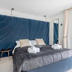 بيت ضيافة Altamarea - Luxury Seaview
