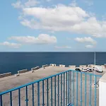 بيت ضيافة Altamarea - Luxury Seaview *